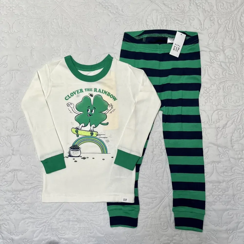 NWT Gap Organic Cotton Shamrock PJs Size 4
